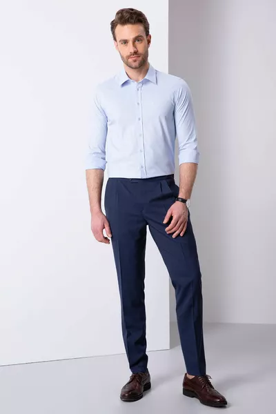 Светлосиня тясна класическа риза