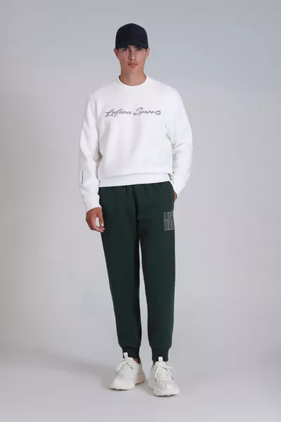 سويت شيرت رجالي Loved باللون الأبيض المكسور