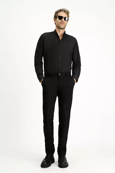 قميص بأكمام طويلة، قصّة عادية، ياقة بأزرار، قماش أكسفورد قطني، سهل الكي