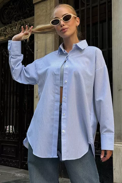 Chemise oversize rayée à coupe ovale bleue pour femme 